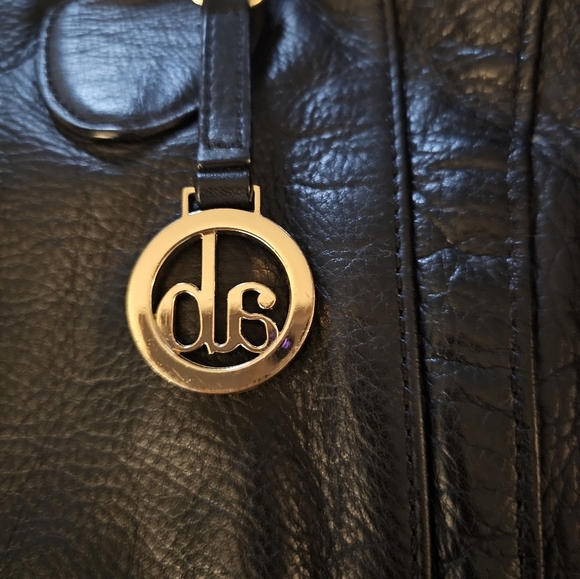 Gold and Black Leather Satchel with Adjustable Strap - Picture 3 of 4